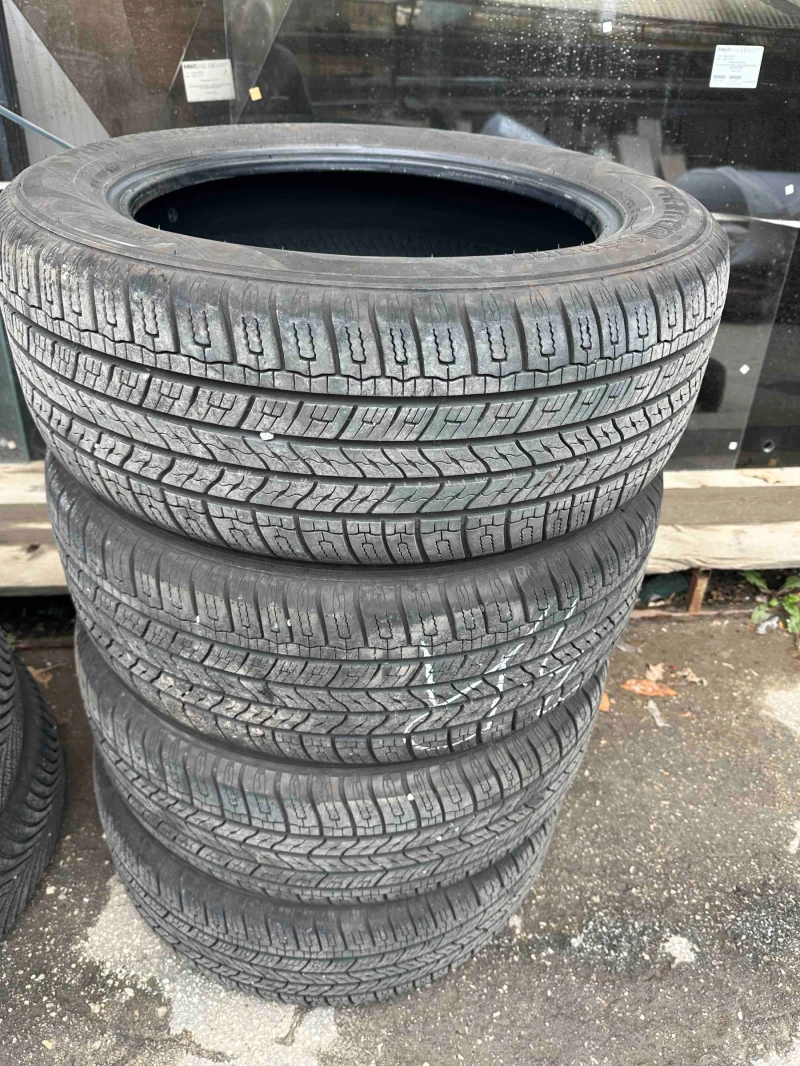 Audi Q3, снимка 13 - Автомобили и джипове - 52519002