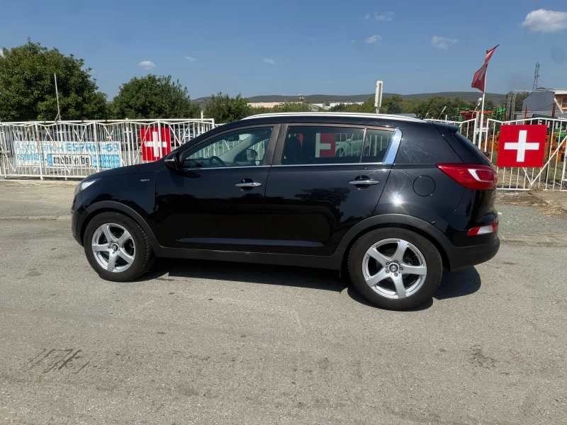 Kia Sportage 2.0 4x4 AUT. NAVI ШВЕЙЦАРИЯ, снимка 2 - Автомобили и джипове - 52606359