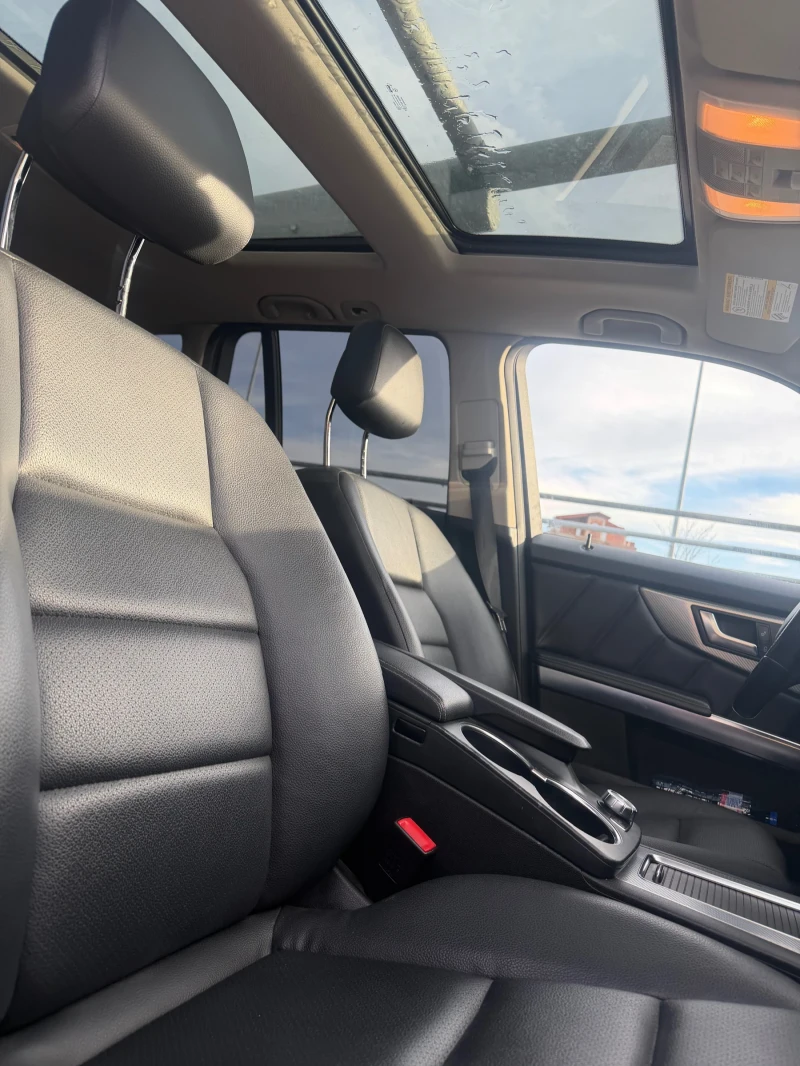 Mercedes-Benz GLK AMG* Keyless-GO, снимка 10 - Автомобили и джипове - 53251952