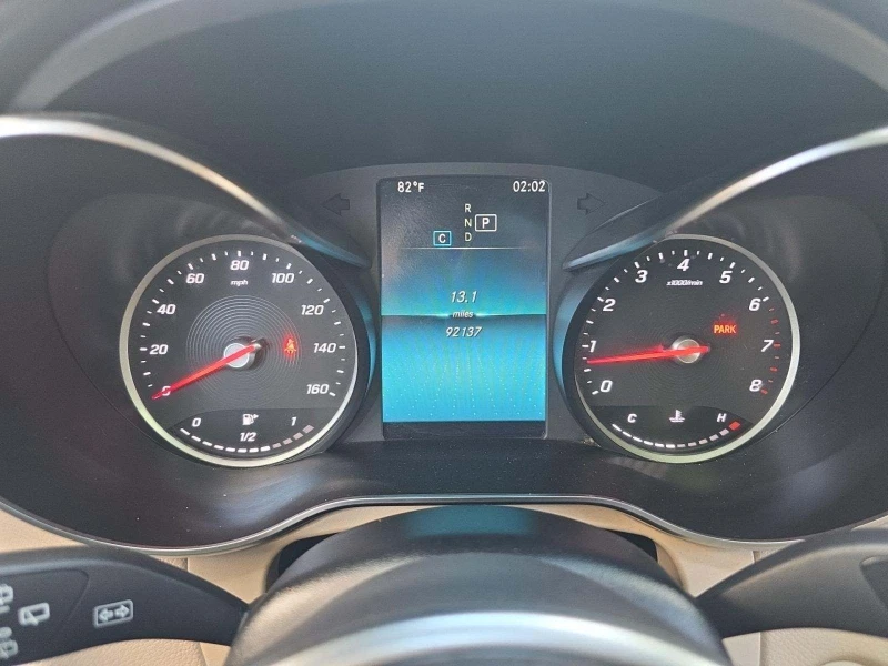 Mercedes-Benz GLC 300, снимка 9 - Автомобили и джипове - 53273042