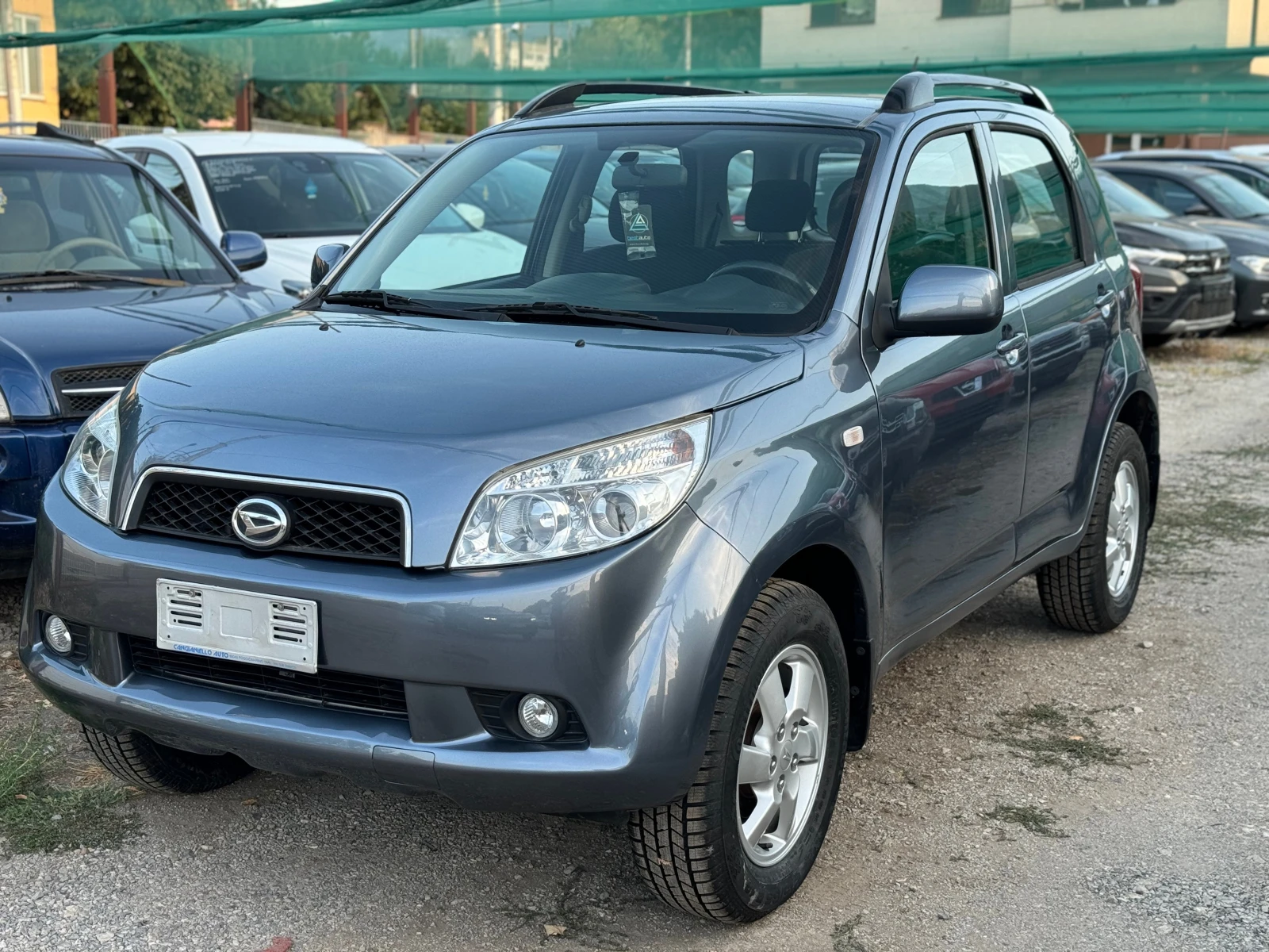 Daihatsu Terios 1.5i 4x4 KLIMATIK - изображение 4