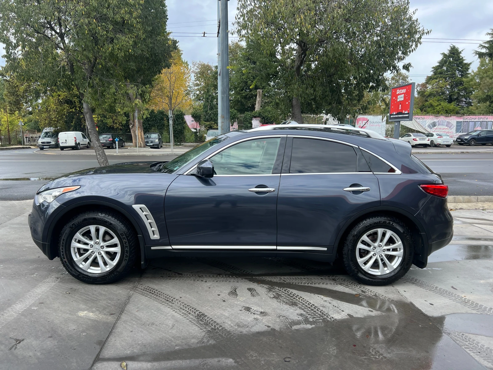 Infiniti Fx 35  - изображение 2