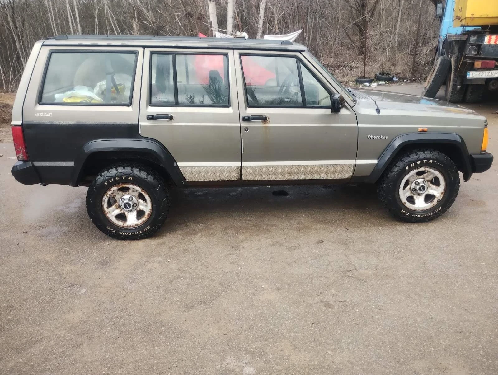 Jeep Cherokee  - изображение 5