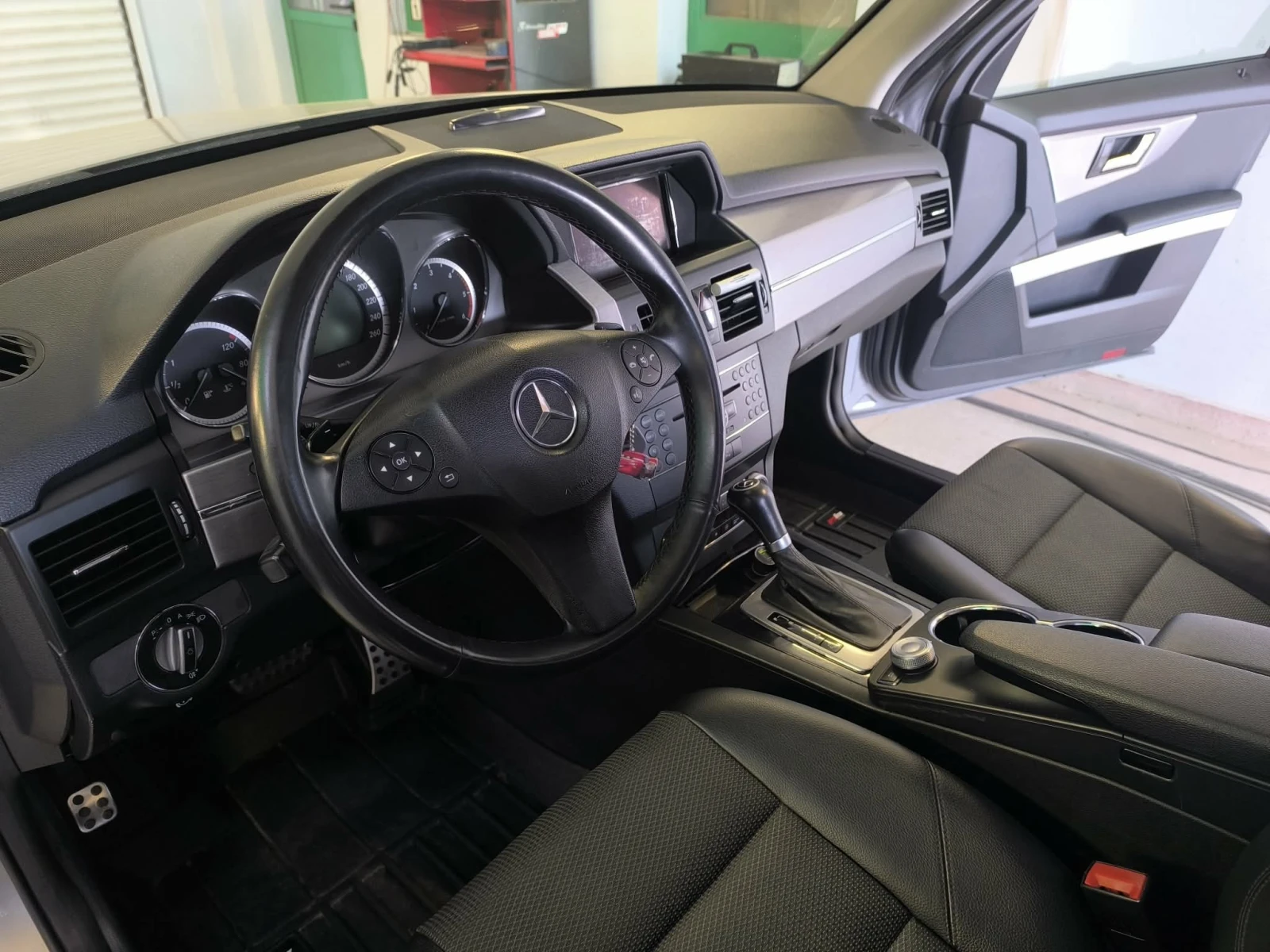 Mercedes-Benz GLK 220 CDI 4Matic, снимка 10 - Автомобили и джипове - 53986522