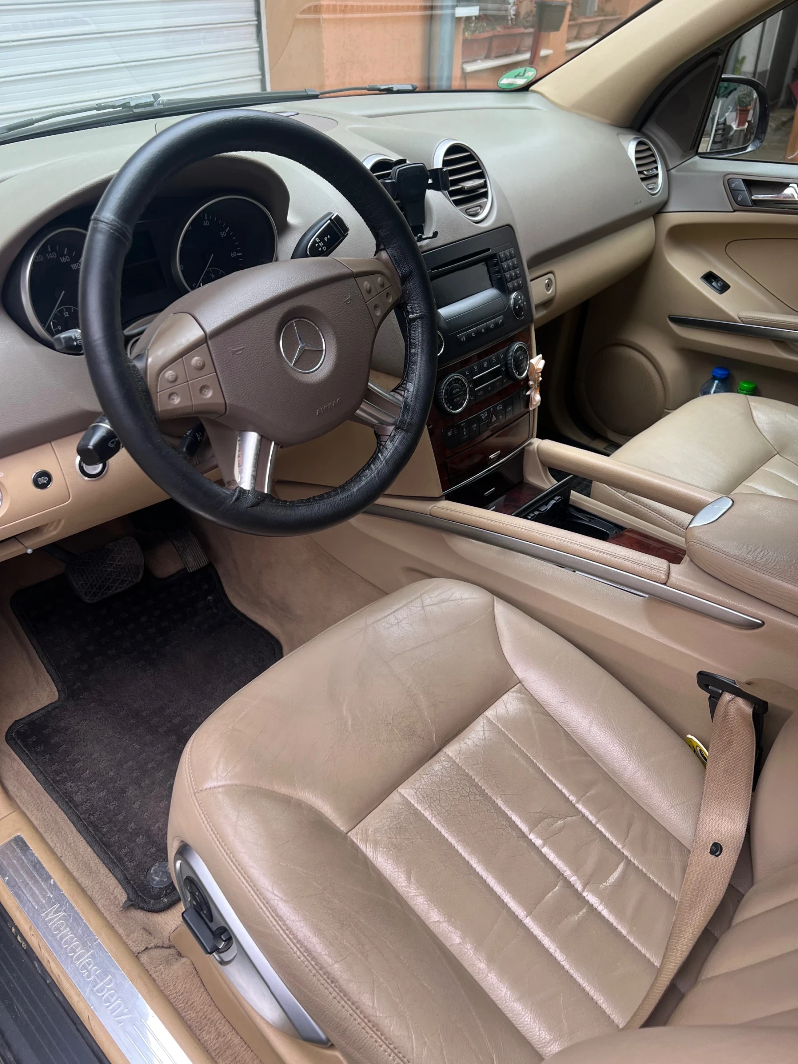 Mercedes-Benz ML 350, снимка 6 - Автомобили и джипове - 54100226