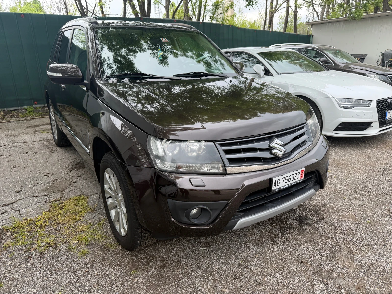 Suzuki Grand vitara 2.4VVT-I* 4X4* Facelift, снимка 2 - Автомобили и джипове - 54423219