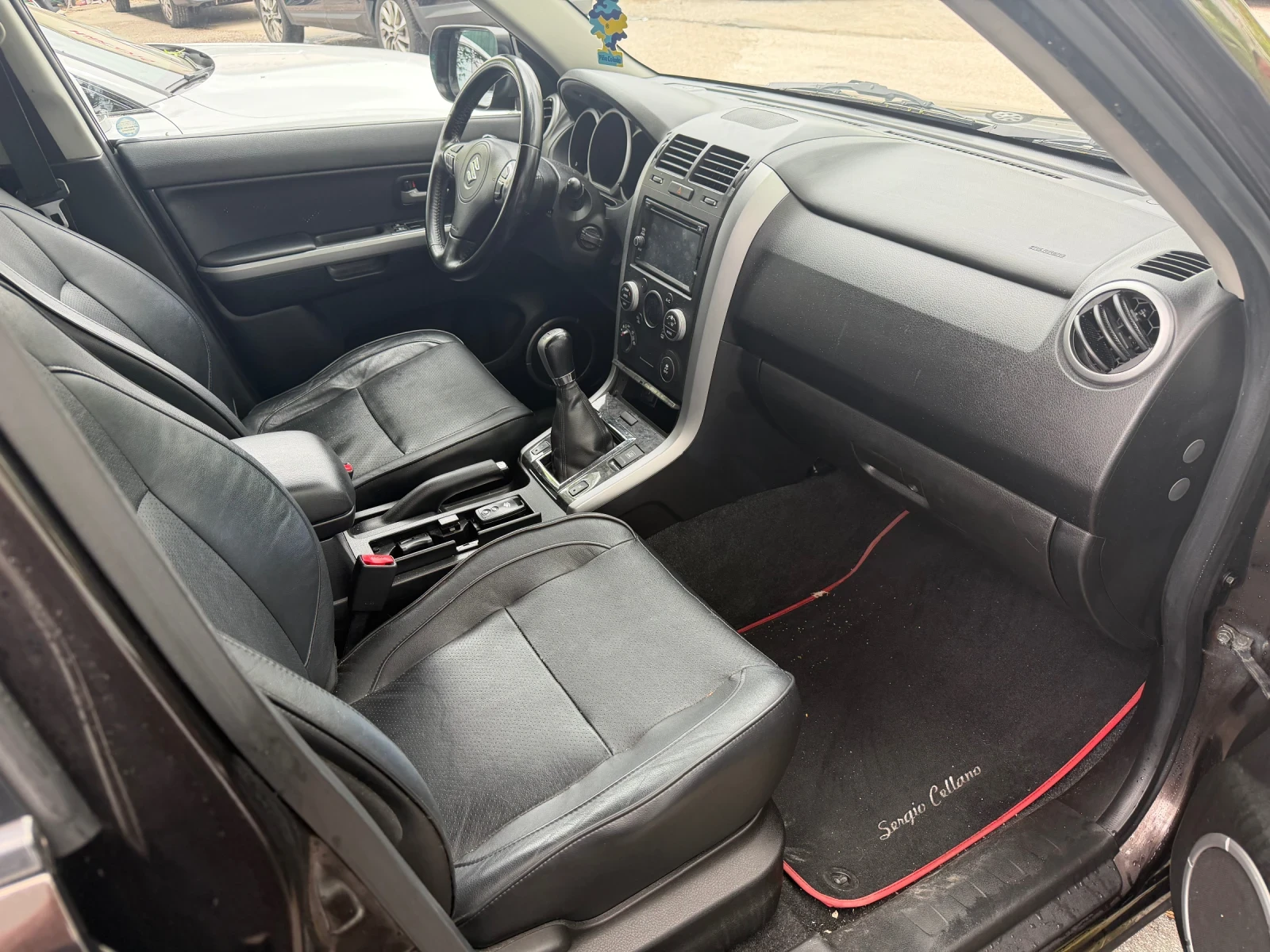 Suzuki Grand vitara 2.4VVT-I* 4X4* Facelift, снимка 8 - Автомобили и джипове - 54423219