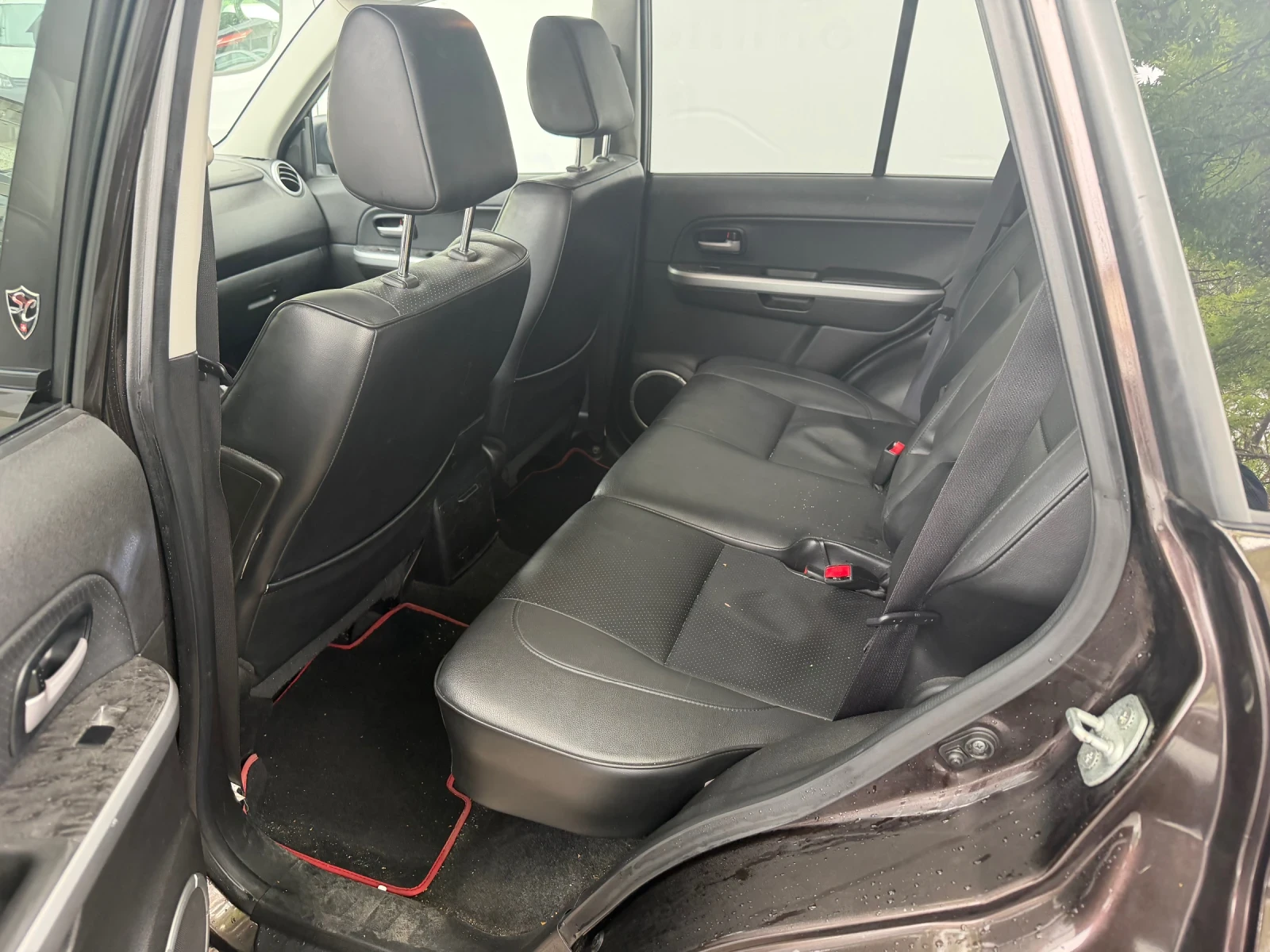 Suzuki Grand vitara 2.4VVT-I* 4X4* Facelift, снимка 10 - Автомобили и джипове - 54423219