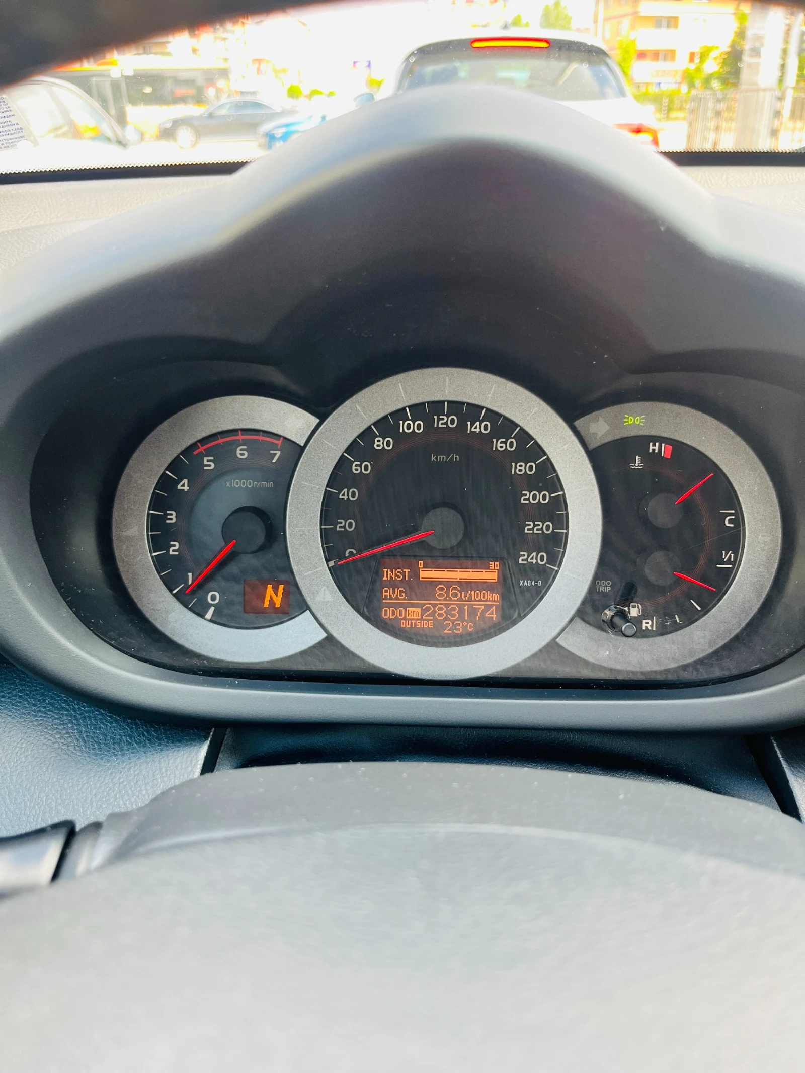 Toyota Rav4 Toyota RAV4 2.2 4x4 Автоматик Кожа 280000км РЕАЛН!, снимка 16 - Автомобили и джипове - 54794529