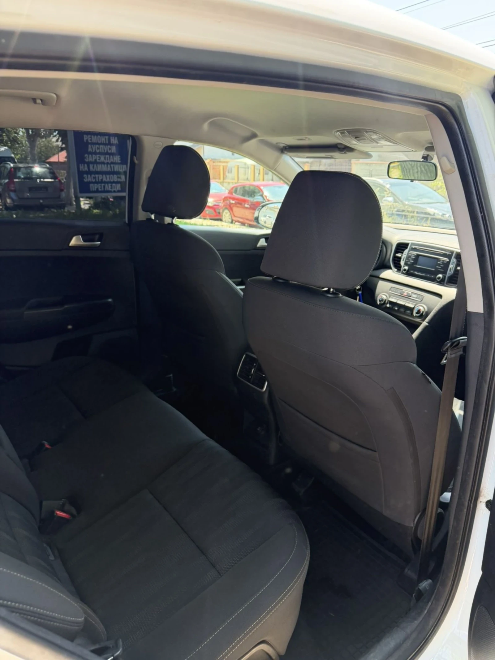 Kia Sportage, снимка 13 - Автомобили и джипове - 54853411