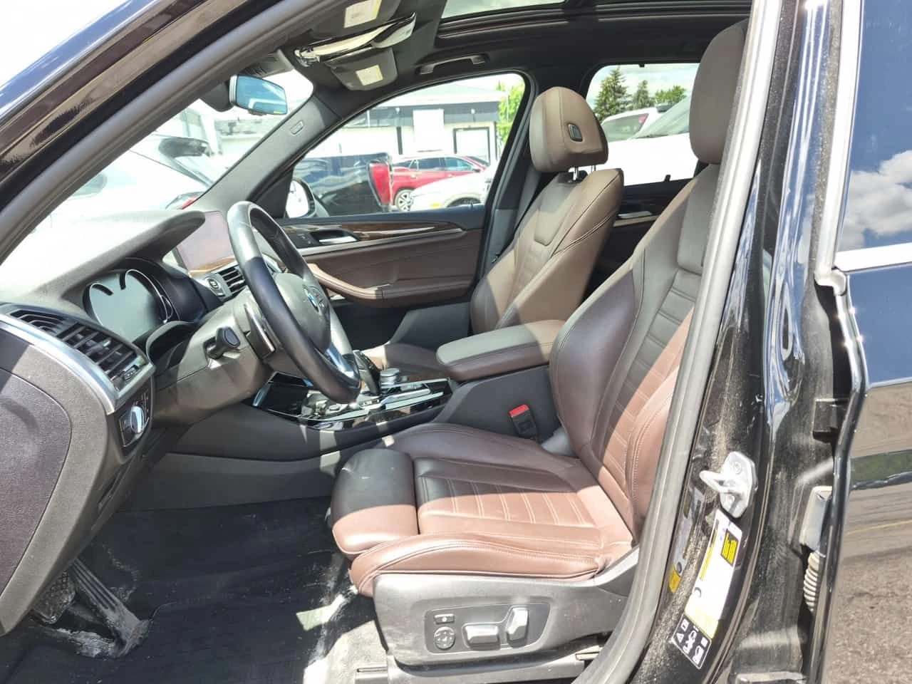 BMW X3  30I PREMIUM | HEAD-UP | 360 | DISTRONIC | PANO , снимка 10 - Автомобили и джипове - 54946268