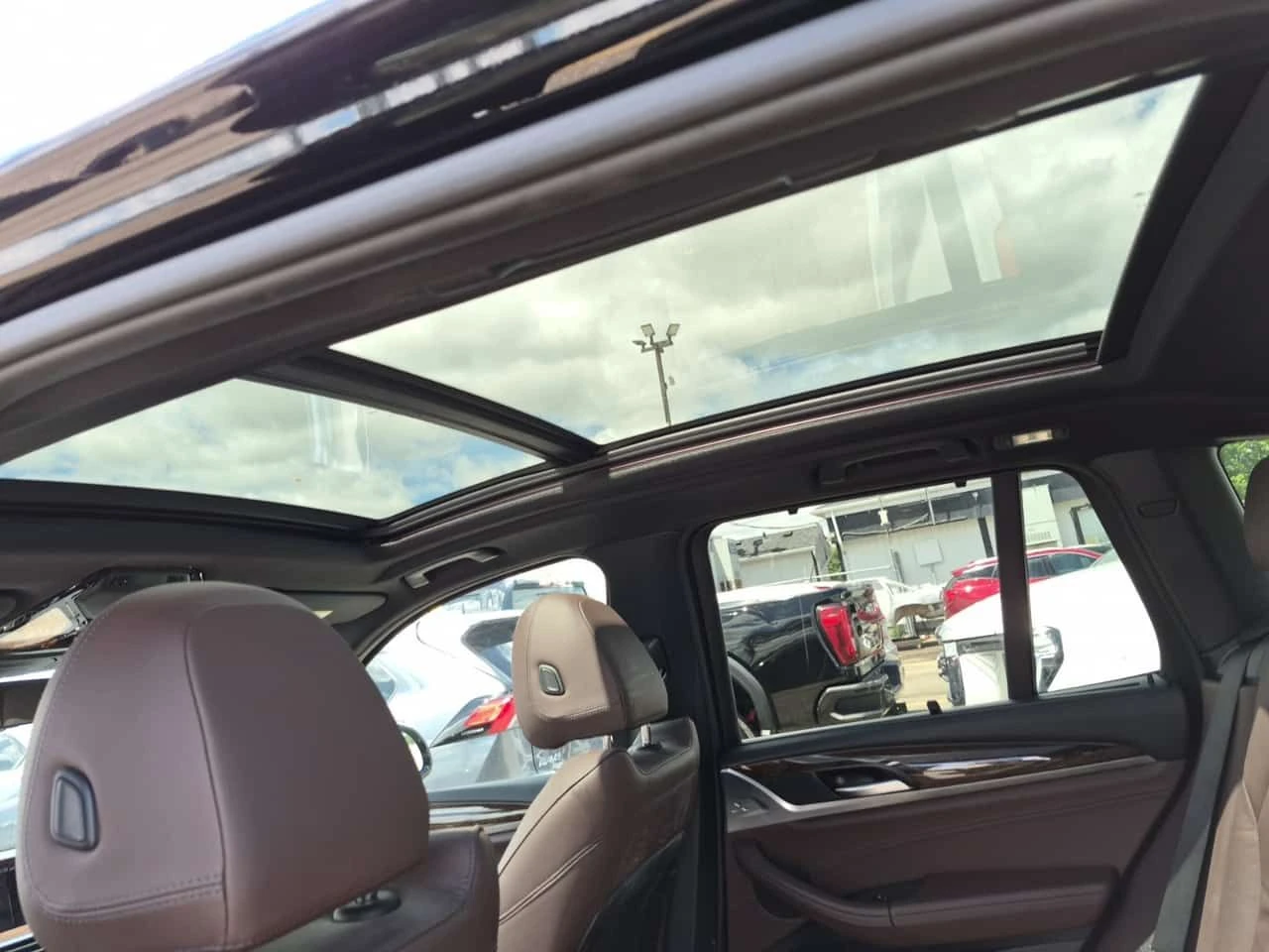 BMW X3  30I PREMIUM | HEAD-UP | 360 | DISTRONIC | PANO , снимка 15 - Автомобили и джипове - 54946268