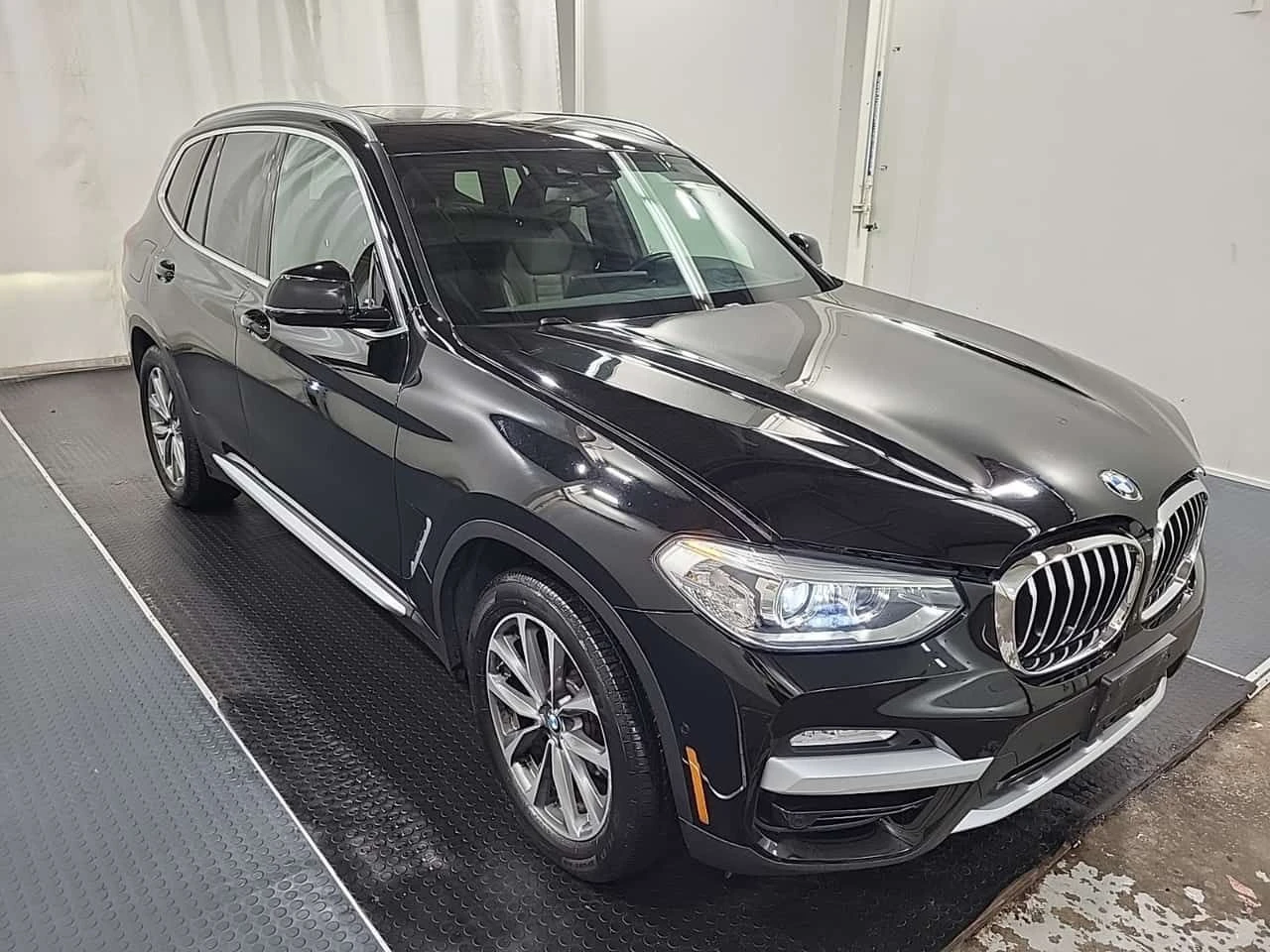 BMW X3  30I PREMIUM | HEAD-UP | 360 | DISTRONIC | PANO , снимка 2 - Автомобили и джипове - 54946268