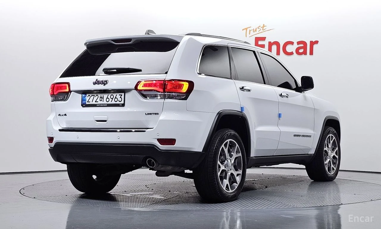 Jeep Grand cherokee 3.6* V6* 8ZF* ПОДГРЕВ* ОБДУХВАНЕ* КАМЕРА* КЕЙЛЕС* , снимка 2 - Автомобили и джипове - 55258858