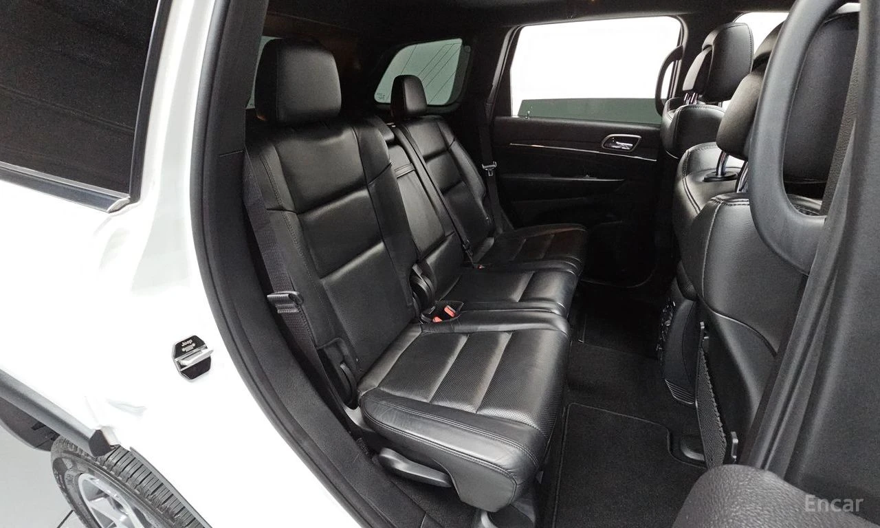 Jeep Grand cherokee 3.6* V6* 8ZF* ПОДГРЕВ* ОБДУХВАНЕ* КАМЕРА* КЕЙЛЕС* , снимка 14 - Автомобили и джипове - 55258858