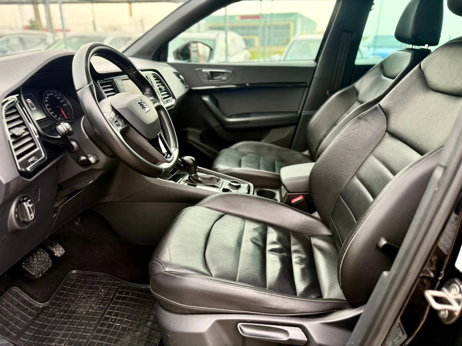 VW Tiguan Seat Ateca 2.0 4x4 АВТОМАТИК XCELLENCE, снимка 9 - Автомобили и джипове - 56112767