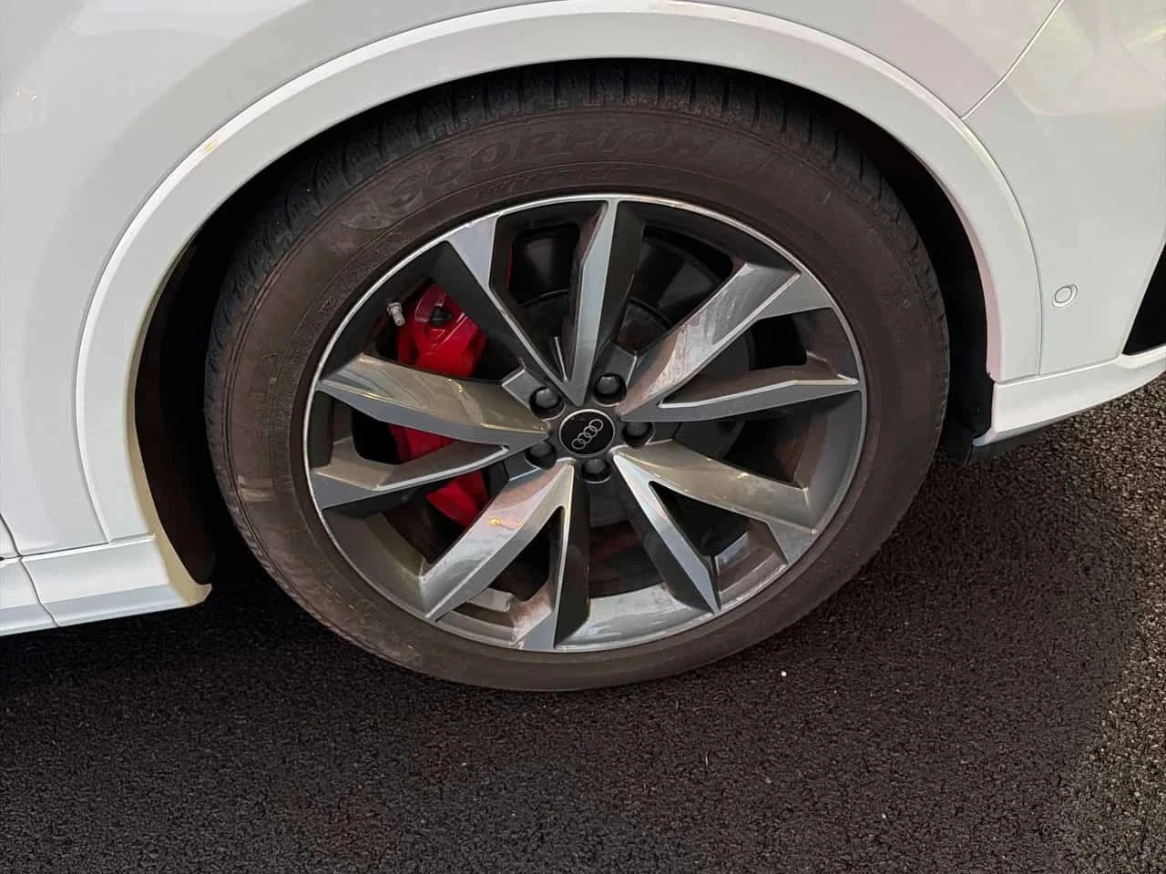 Audi SQ7, снимка 6 - Автомобили и джипове - 56689274