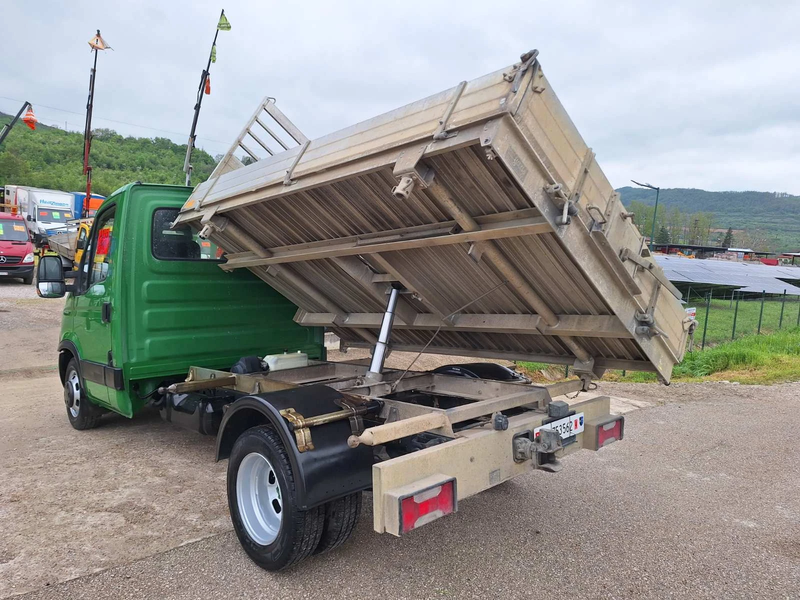 Iveco 35c15 ДО 3, 5т. САМОСВАЛ 120000 км НОВ ВНОС ШВЕЙЦАРИЯ - изображение 8