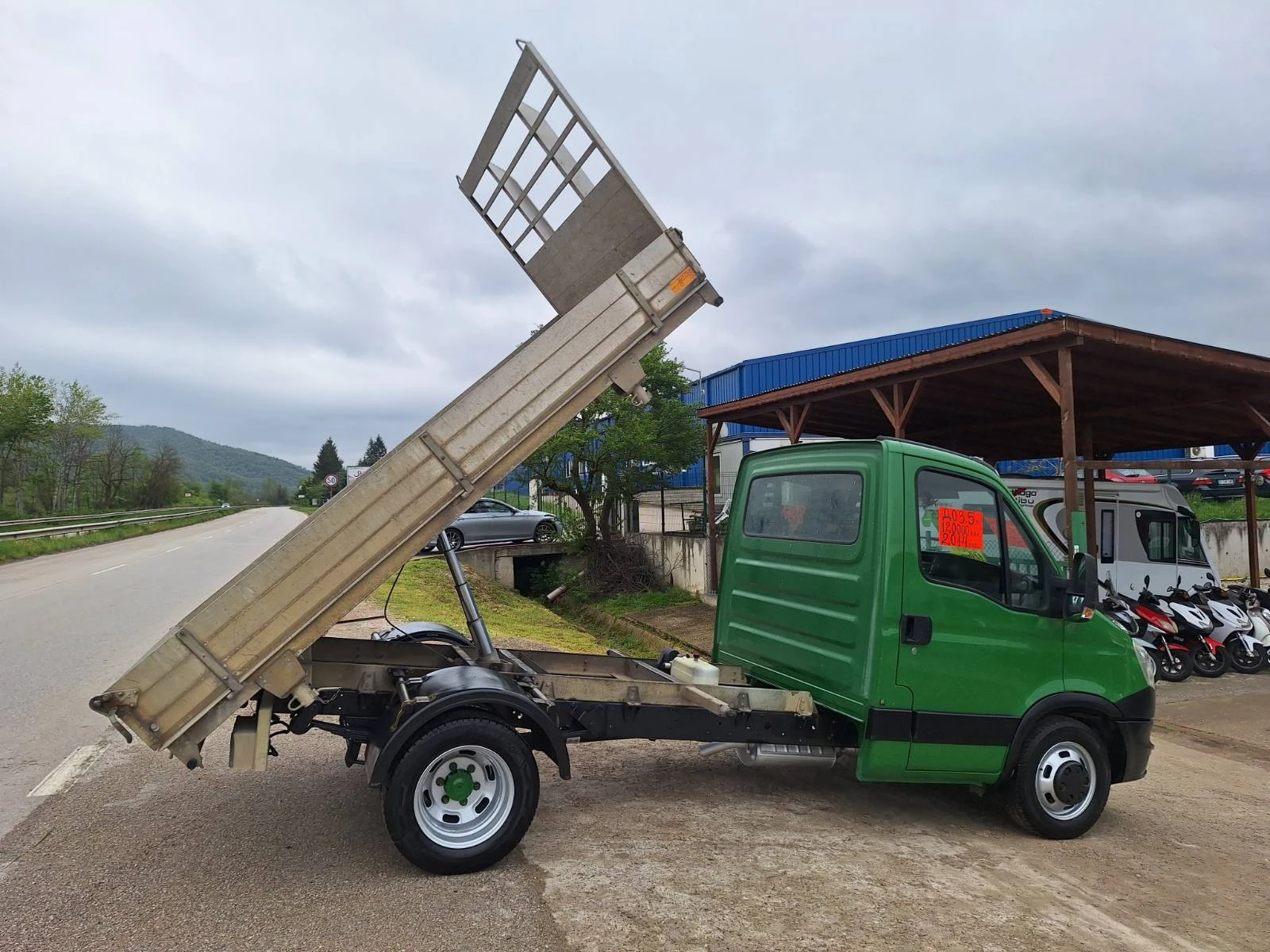 Iveco 35c15 ДО 3, 5т. САМОСВАЛ 120000 км НОВ ВНОС ШВЕЙЦАРИЯ - изображение 5