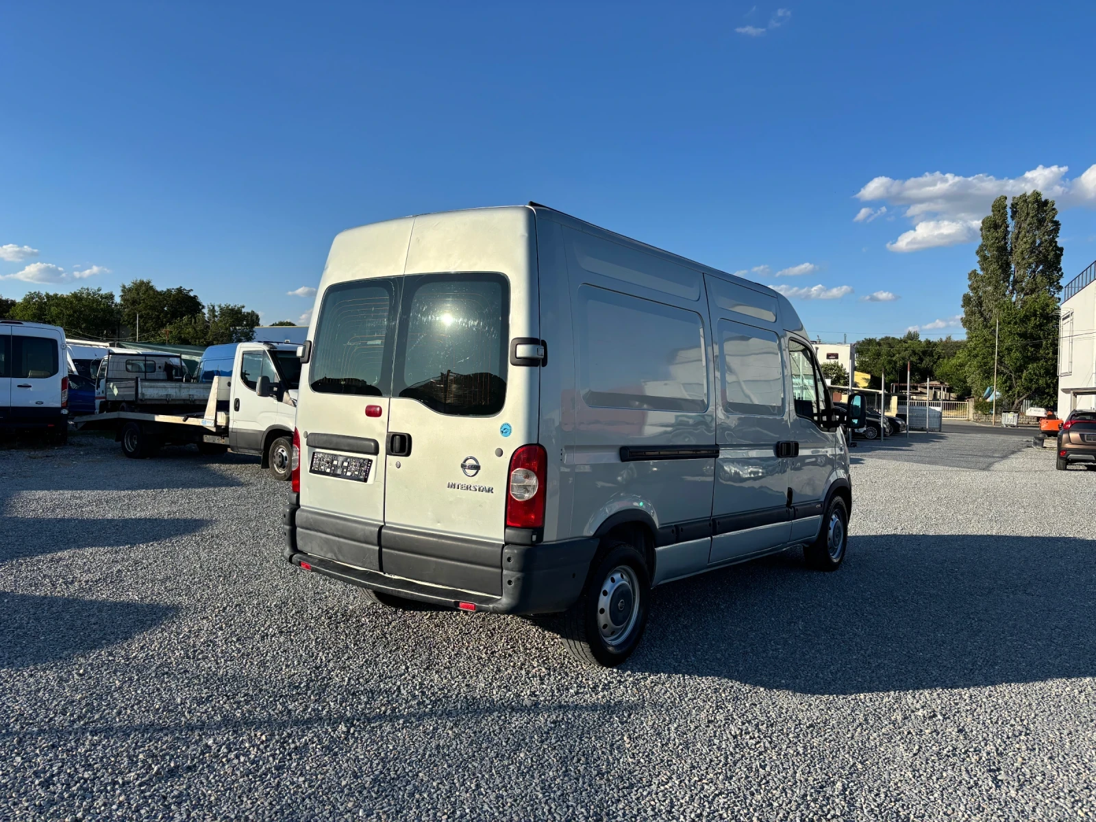Nissan Interstar 2.5 d - изображение 6