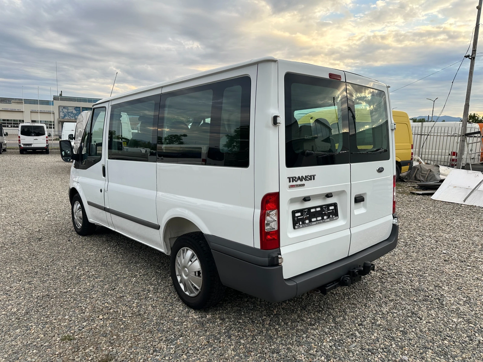 Ford Transit 9места/клима/6скорости - изображение 4