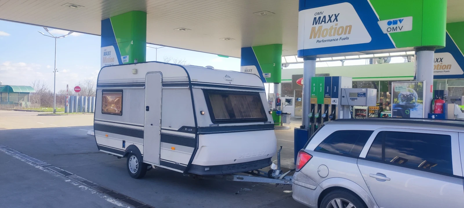 Каравана Hobby Deluxe 