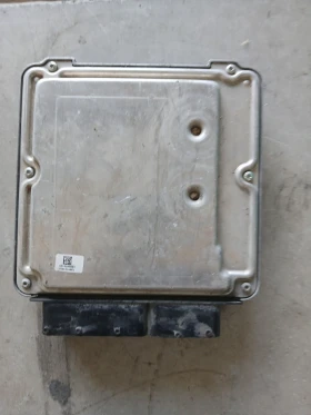 03L 906 022 G Компютър VW Tiguan , снимка 2