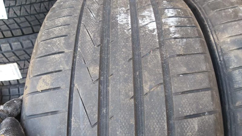 Гуми Летни 245/40R18, снимка 5 - Гуми и джанти - 28561504