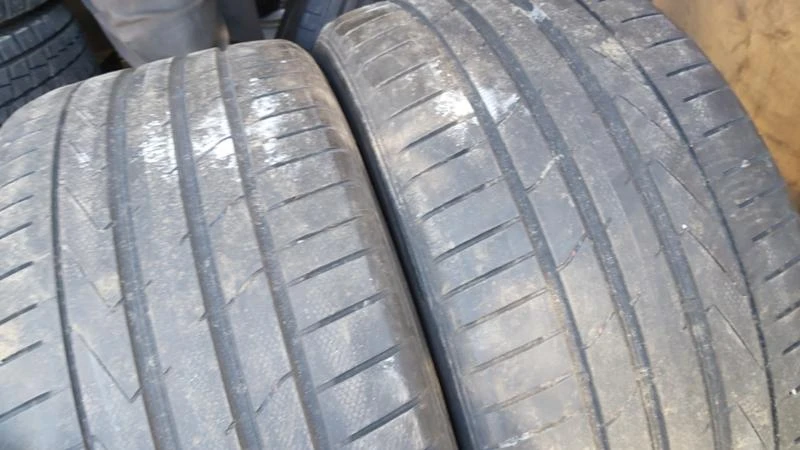 Гуми Летни 245/40R18, снимка 4 - Гуми и джанти - 28561504