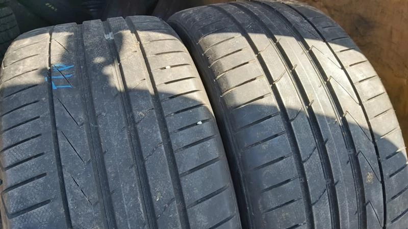 Гуми Летни 245/40R18, снимка 1 - Гуми и джанти - 28561504