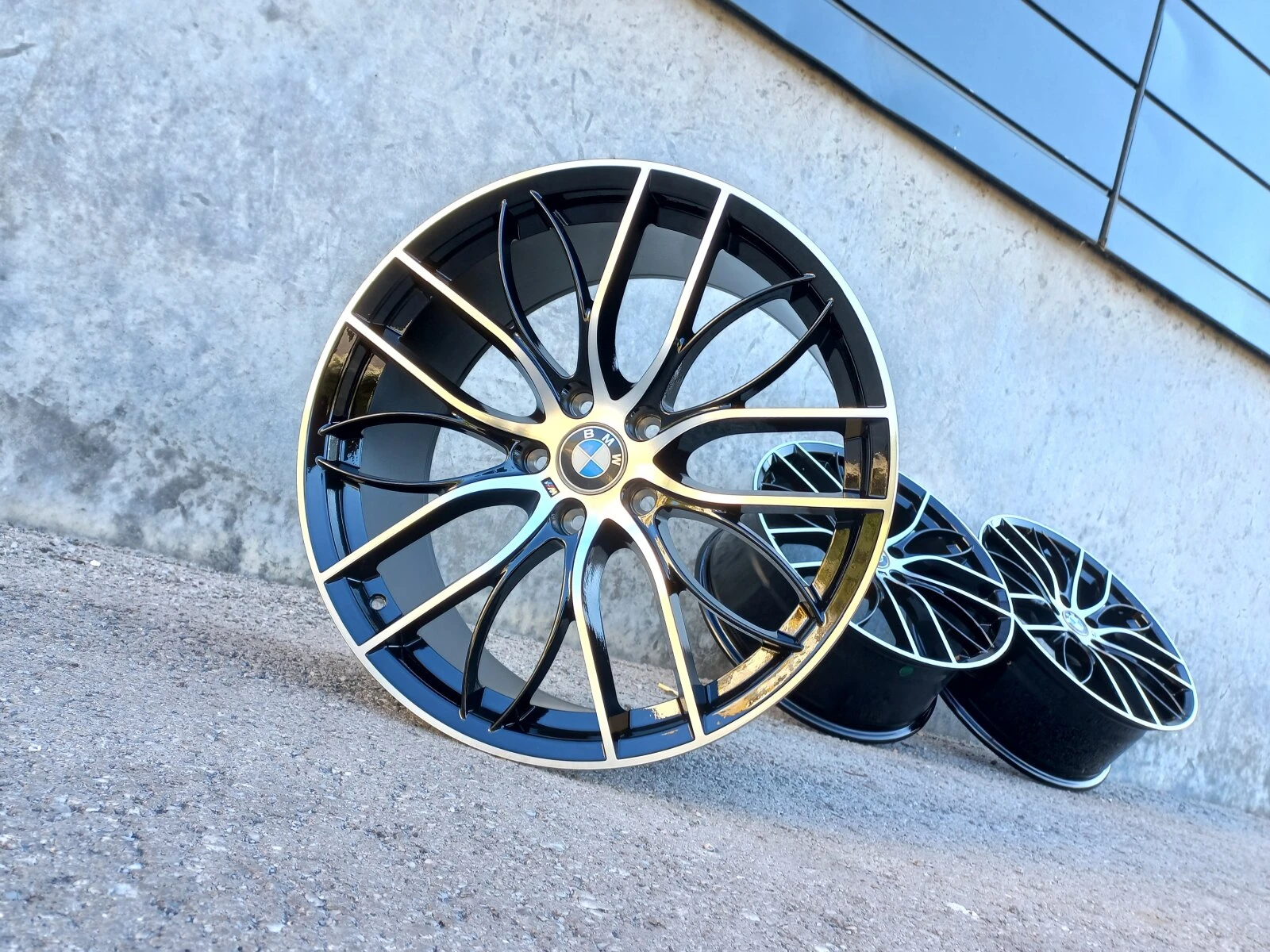 ������ �� BMW | Mobile.bg � ����������� 2