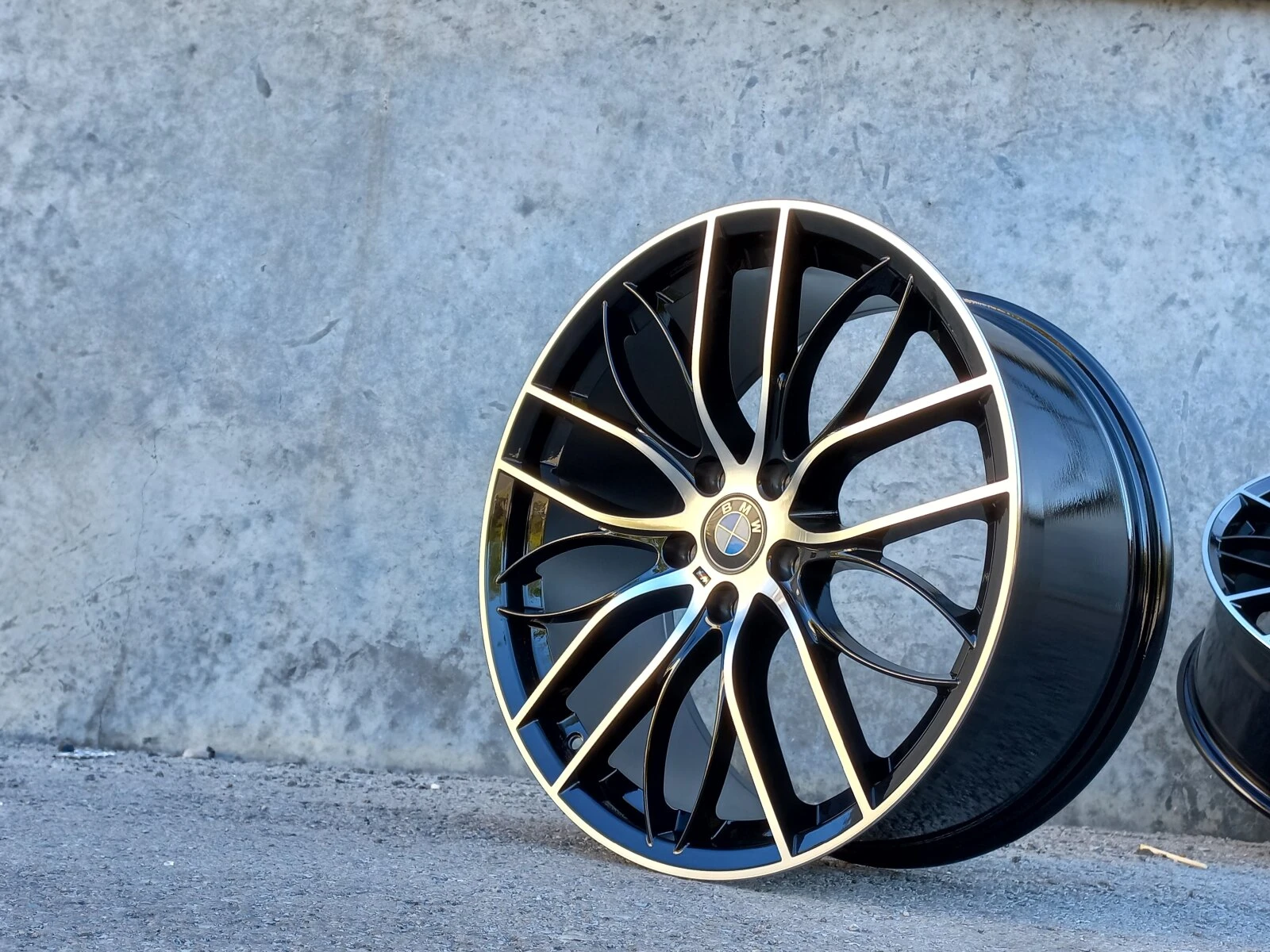 ������ �� BMW | Mobile.bg � ����������� 3