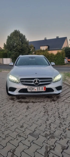 Mercedes-Benz C 220 4matic, снимка 4