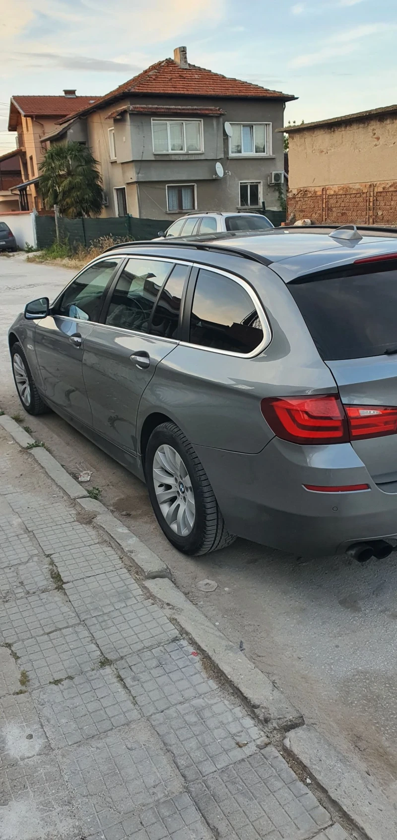 BMW 520 дизел 163 к.с ръчка 6 напред пан.люк, снимка 8 - Автомобили и джипове - 48871170