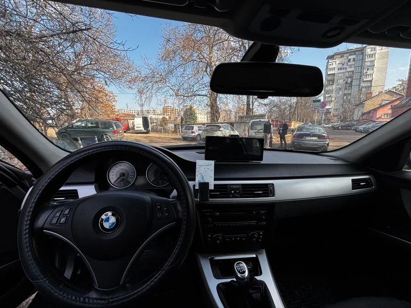 BMW 320, снимка 5 - Автомобили и джипове - 48906650