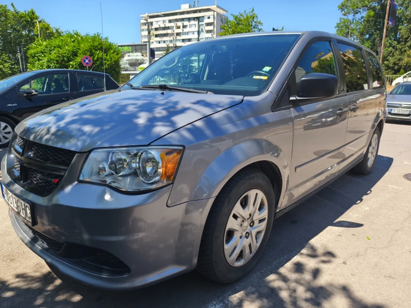 Dodge Caravan Grand Caravan 3.6 бензин+ газ, снимка 4 - Автомобили и джипове - 53128566