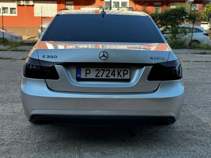 Mercedes-Benz E 350 W212 4MATIC Sportpacket, снимка 4 - Автомобили и джипове - 52530593