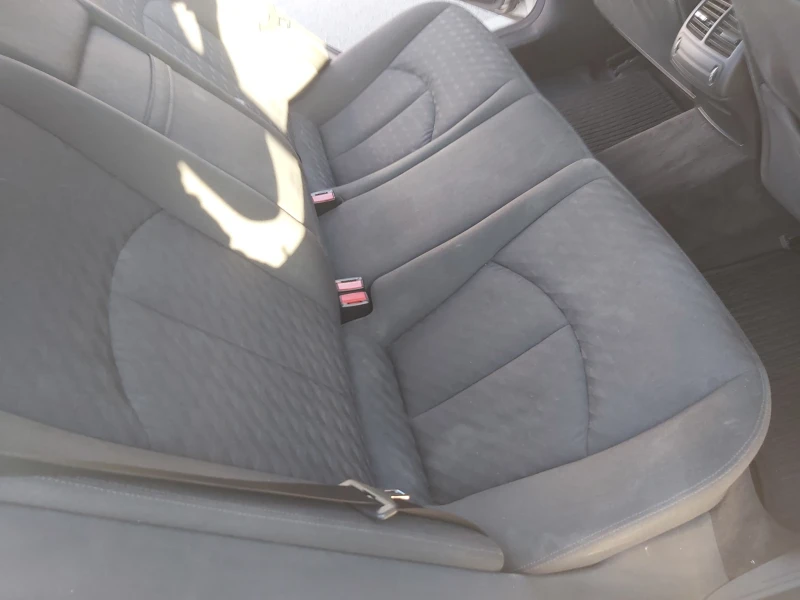 Mercedes-Benz 220 E220, снимка 9 - Автомобили и джипове - 51358947