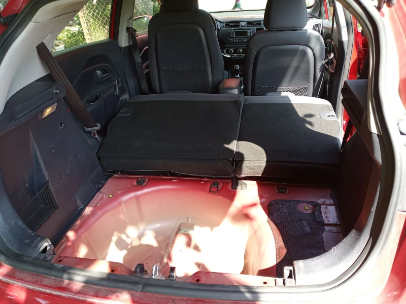 Kia Rio 1.4crdi, снимка 15 - Автомобили и джипове - 51991779