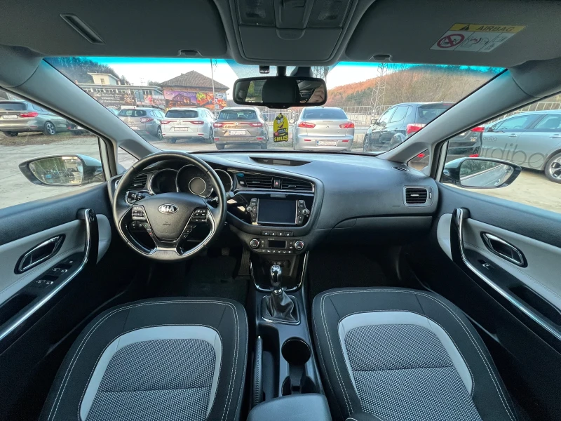 Kia Ceed 1.6D EURO6B ШВЕЙЦАРИЯ, снимка 9 - Автомобили и джипове - 52788775