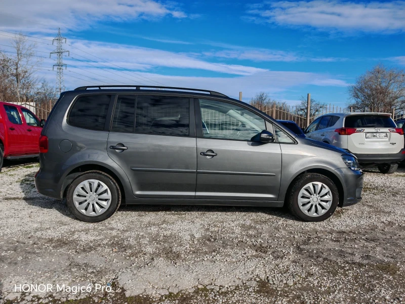 VW Touran 1.6 TDI, 105 к.с., 6-СКОРОСТИ, ЕВРО-5В, снимка 4 - Автомобили и джипове - 53044568