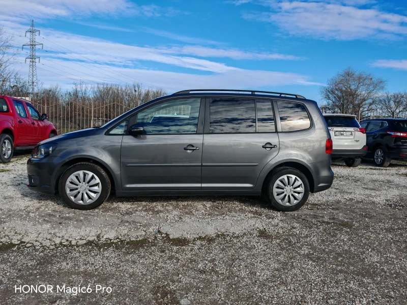 VW Touran 1.6 TDI, 105 к.с., 6-СКОРОСТИ, ЕВРО-5В, снимка 8 - Автомобили и джипове - 53044568