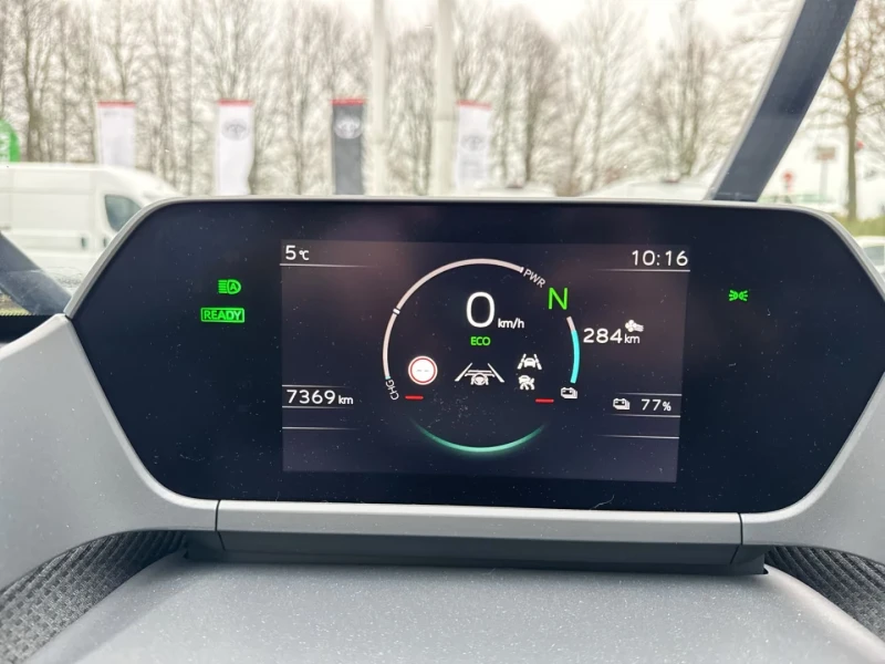 Toyota bZ4X COMFORT/204HP/FWD/CAM/NAVI/LED/CPLAY/693g, снимка 11 - Автомобили и джипове - 53083588