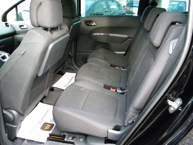 Peugeot 5008 EURO6B* FACE LIF* 1.6ecoHDI-6ck-7м* -NAVI-КАТО НОВ, снимка 11 - Автомобили и джипове - 53099024