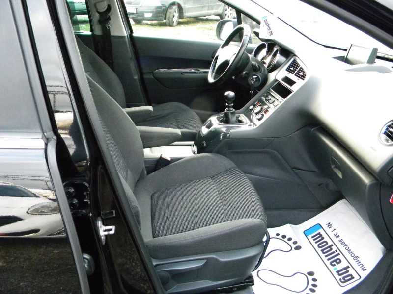 Peugeot 5008 EURO6B* FACE LIF* 1.6ecoHDI-6ck-7м* -NAVI-КАТО НОВ, снимка 12 - Автомобили и джипове - 53099024