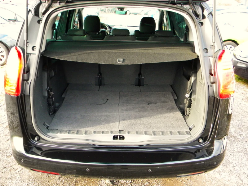 Peugeot 5008 EURO6B* FACE LIF* 1.6ecoHDI-6ck-7м* -NAVI-КАТО НОВ, снимка 8 - Автомобили и джипове - 53099024