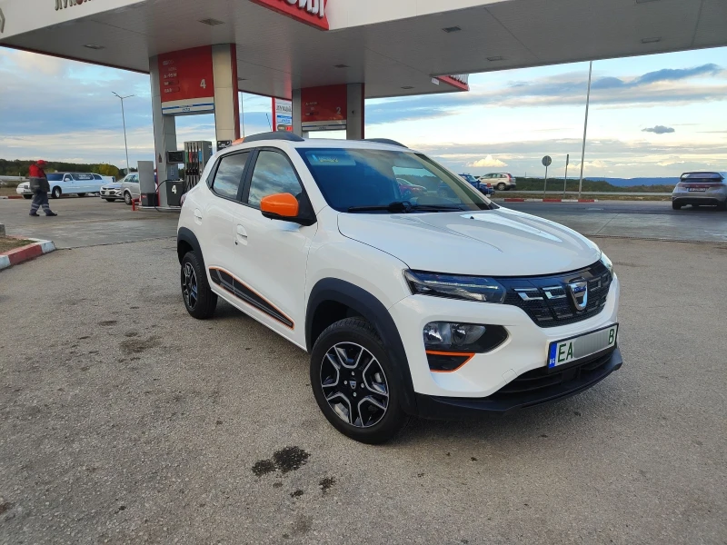 Dacia Spring, снимка 4 - Автомобили и джипове - 53280152