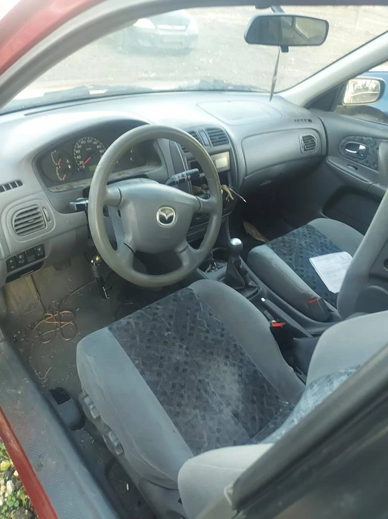 Mazda 323 2.0 , снимка 4 - Автомобили и джипове - 35621817