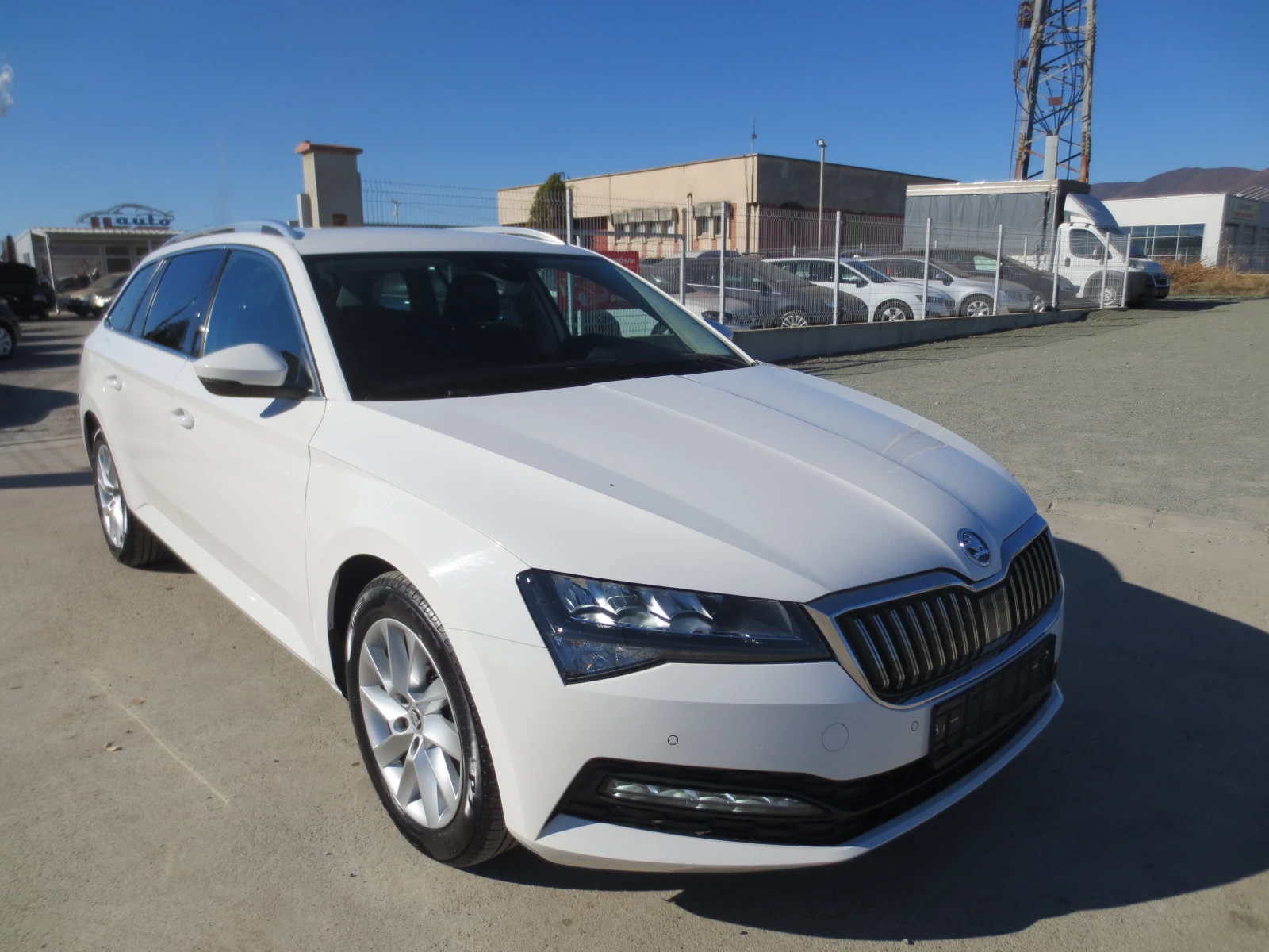 Skoda Superb 2.0 TDI  - изображение 3