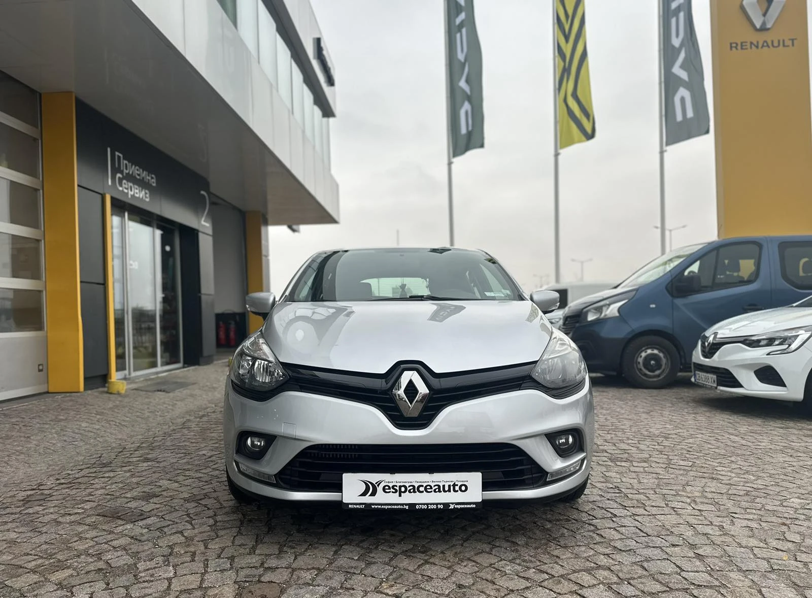 Renault Clio 0.9 TCe 75к.с. - изображение 2